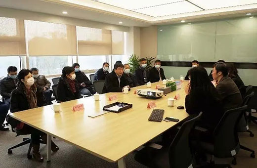 上海市副市长陈群一行莅临上海多特蒙德中文集团视察调研